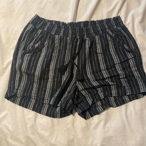 Like new Briggs black and white stripe shorts size XL